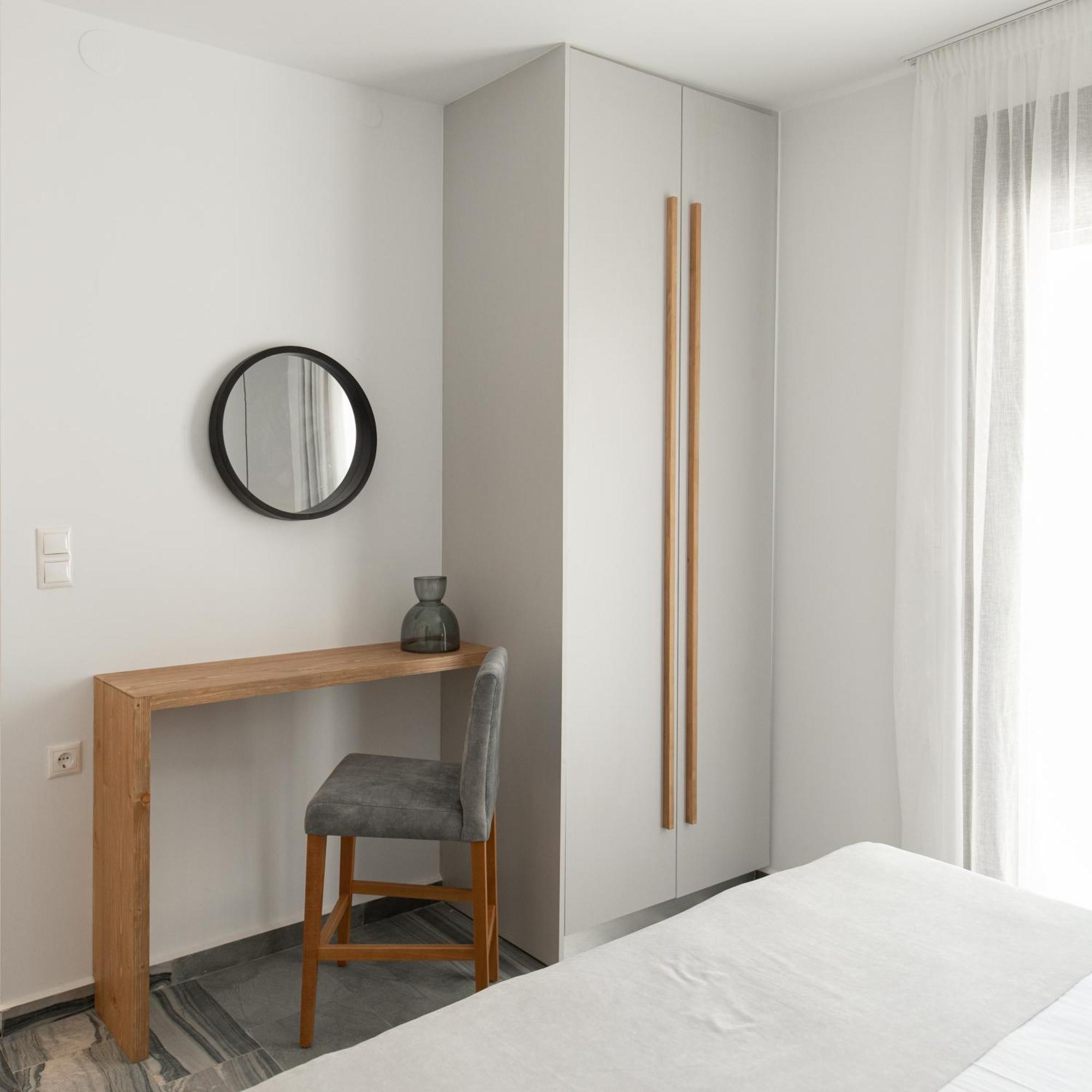 Marble Luxury Suites Karteros Exterior photo